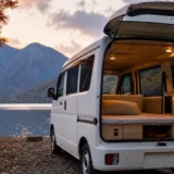 NV200のキャンピングカー｜バネットベースの特徴と価格